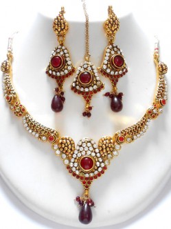 polki-jewelry-set-2950PN1498